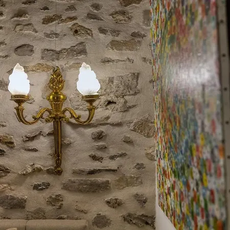 Jardin Secret - Montmartre - Sacre-coeur A Pied